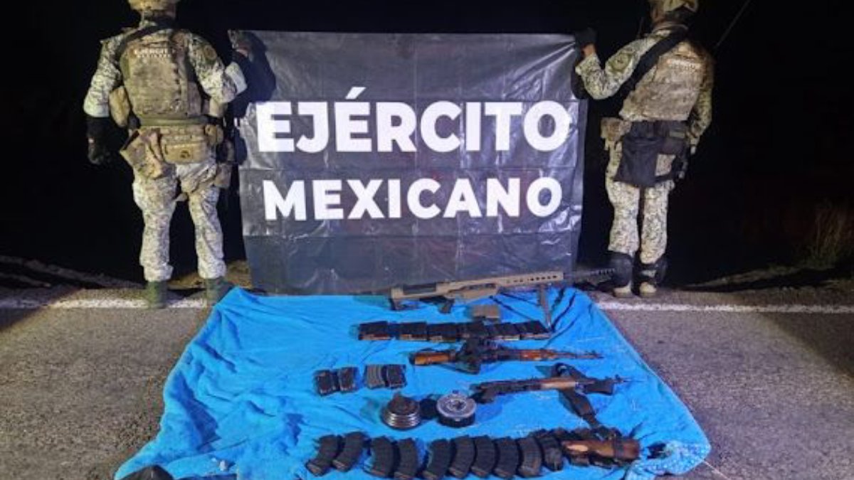 vehiculo blindado y armamento asegurado en mocorito sinaloa