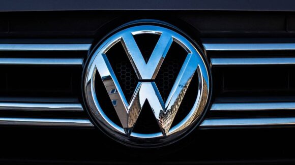 Profeco y Volkswagen llaman a revisión a más de 25 mil vehículos por desperfecto en cinturón de seguridad