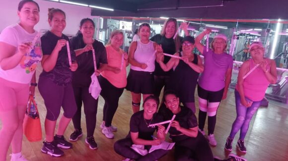 Zumberas se unen por Casa Valentina en Mazatlán con clase ‘Al 100 con Causa’