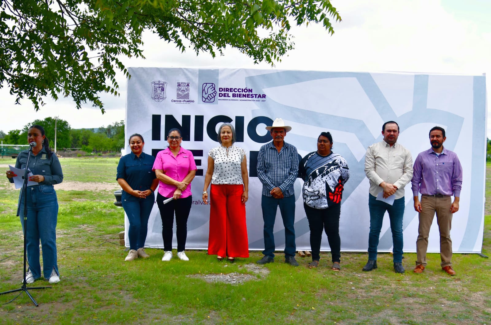 Alcaldesa inaugura obras de electricidad en Salvador Alvarado