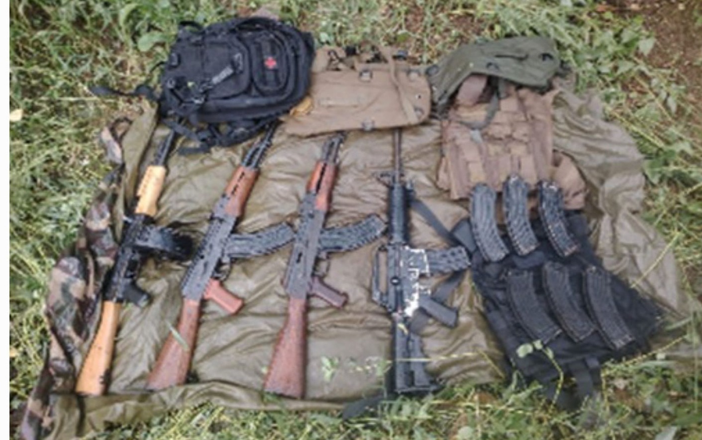Armas largas y municiones decomisan en el poblado de La Cuesta