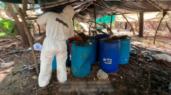 ¡Otro duro golpe! Más de 4 toneladas de ‘meta’ aseguradas y seis laboratorios desmantelados en Navolato