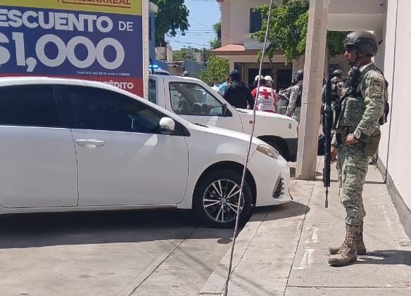 Atacan a balazos a mujer de 24 años en Barrancos, Culiacán