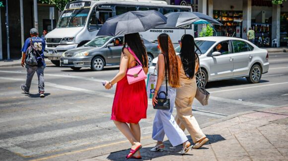 Clima en Sinaloa seguirá bajo intenso calor este 25 de abril mientras la onda cálida se expande en México