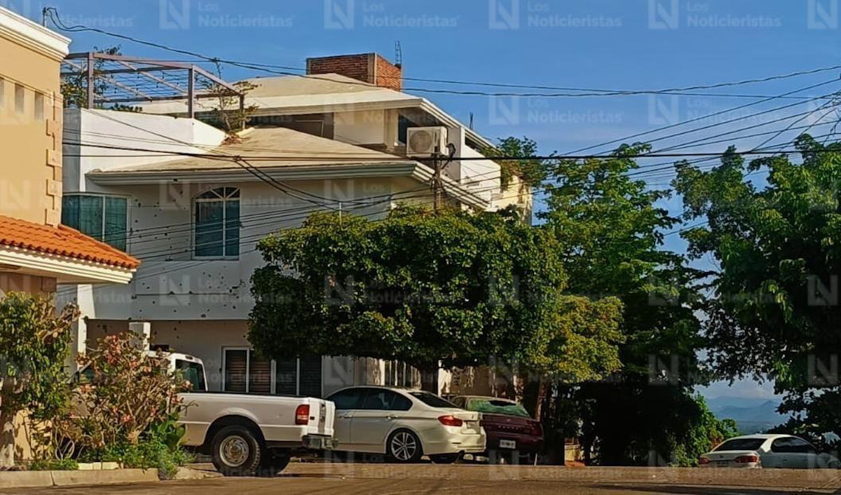 Con ráfagas de arma larga atacan despacho contable en Culiacán