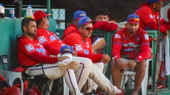 Compuertas y San Miguel reanudan la gran final de la Liga Clemente Grijalva