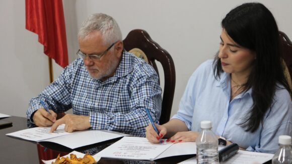 Escuinapa da un paso histórico por las mujeres; firman convenio para abrir Centros LIBRE en el municipio