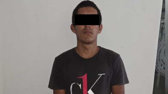 Detienen a motociclista con droga en Villa Tutuli, Mazatlán