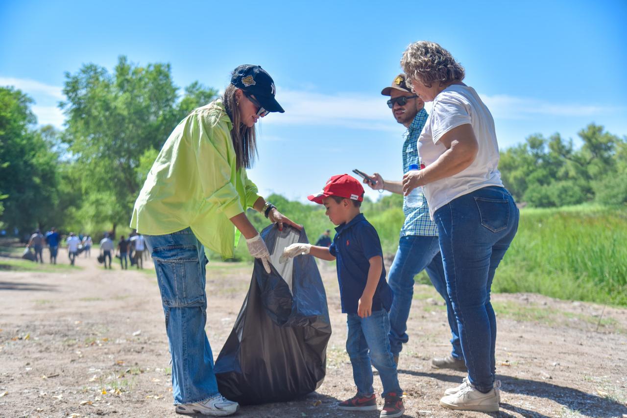 Emprenden la Cuarta jornada de limpieza y de conciencia ambiental en el Río Fuerte en Ahome