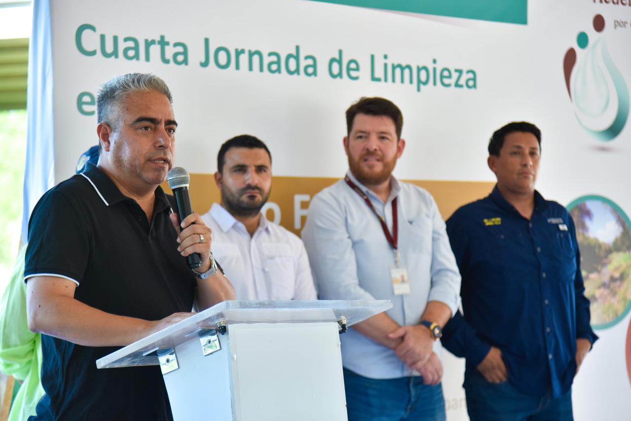 Emprenden la Cuarta jornada de limpieza y de conciencia ambiental en el Río Fuerte en Ahome