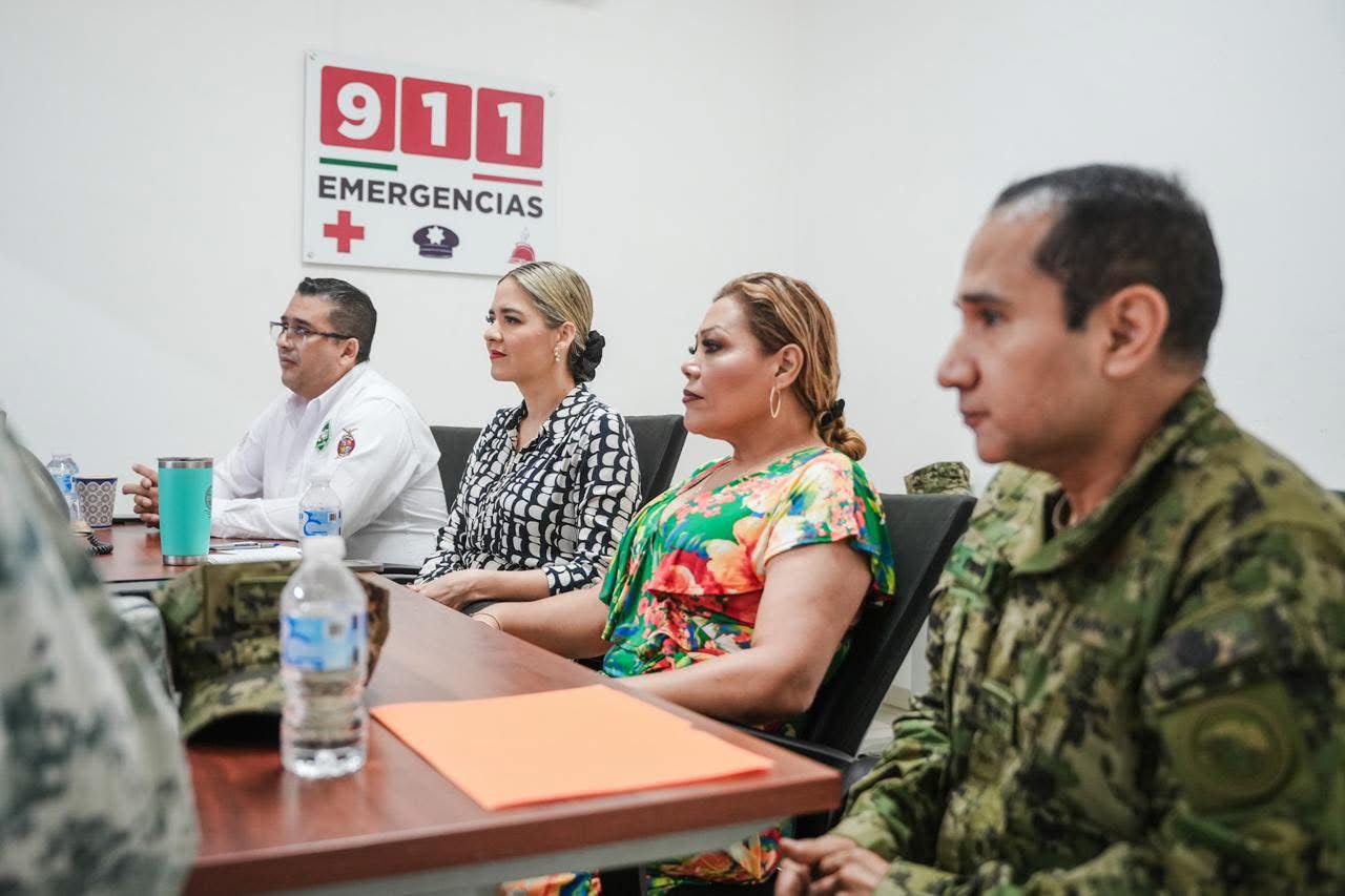 Evalúan resultados del Operativo de Verano en Mazatlán en Mesa de Seguridad y Construcción de La Paz