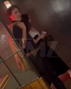 Katy Perry y Justin Trudeau saliendo de bar en Montreal.