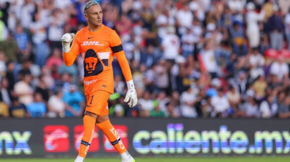 Keylor Navas debuta con Pumas y los Universitarios suman su primera victoria del torneo