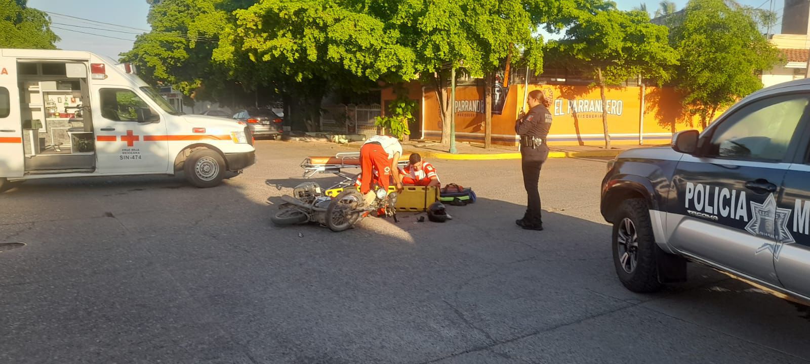 Motociclista resultó lesionado tras un choque, en Guasave