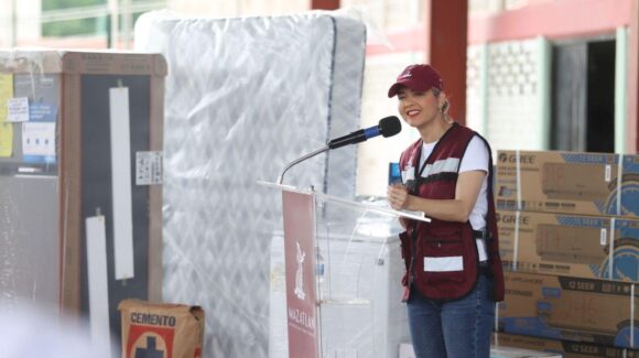 ‘Peso a Peso del Bienestar’ llega a las familias de Villa Unión con 150 apoyos