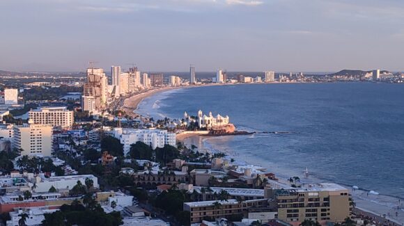 Sí hay refuerzo de seguridad para Mazatlán y la ocupación hotelera ya va a un 85%: Estrella Palacios