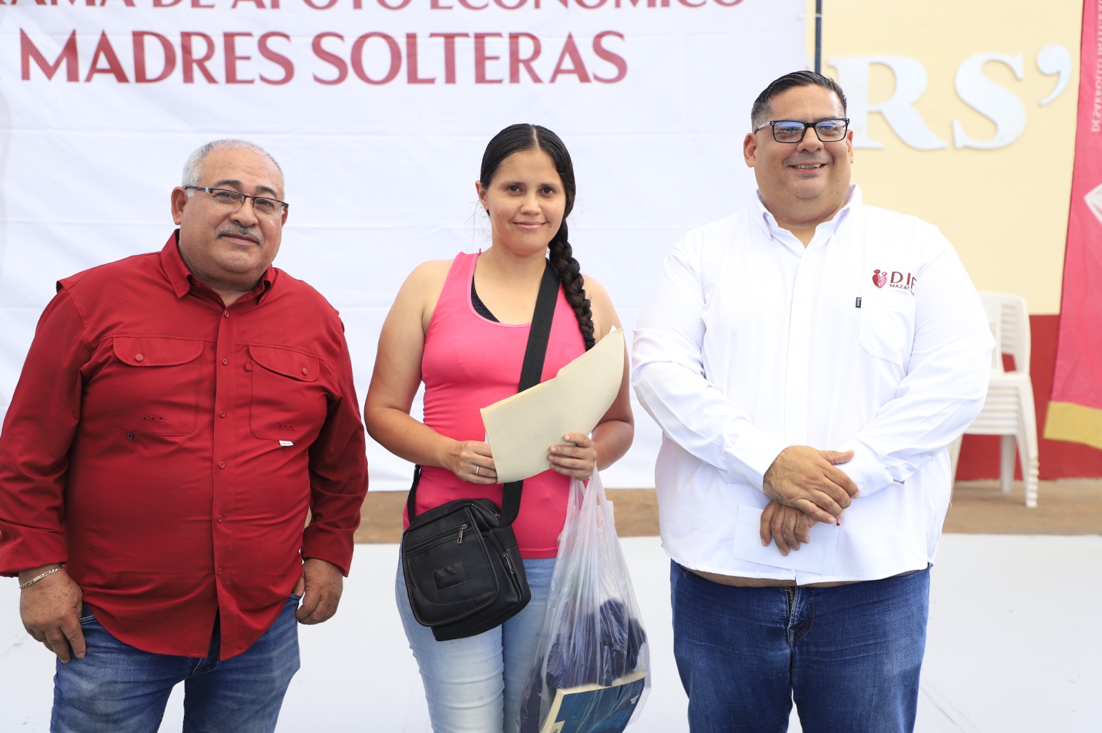 Reciben apoyo 200 mamás solteras de Mazatlán por parte del Gobierno Municipal