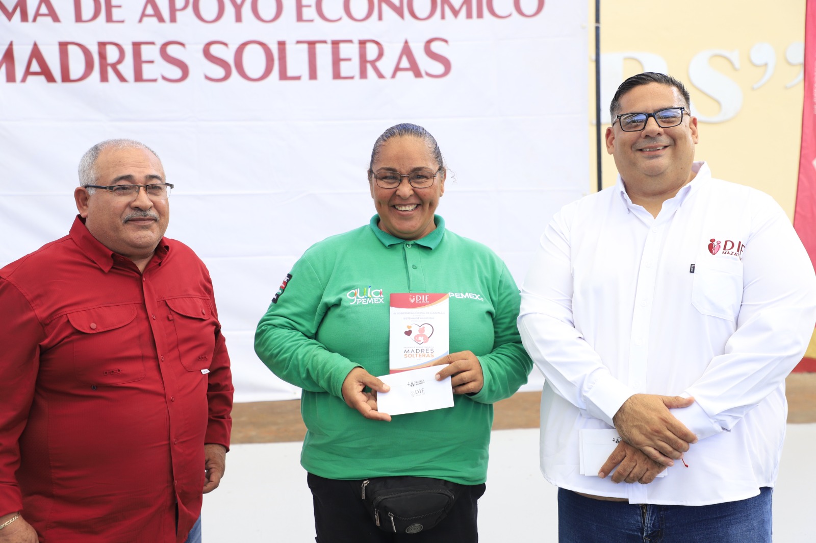Reciben apoyo 200 mamás solteras de Mazatlán por parte del Gobierno Municipal