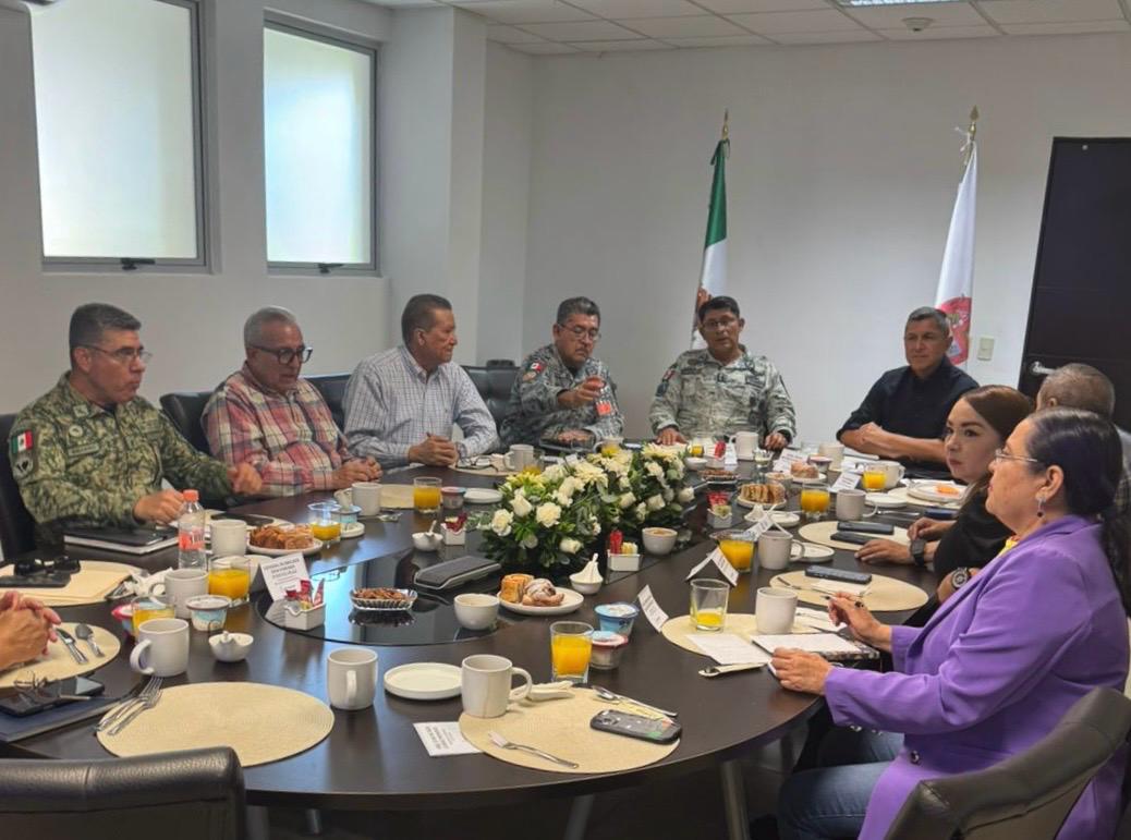 Reunión Mesa de Seguridad encabezada por Rubén Rocha