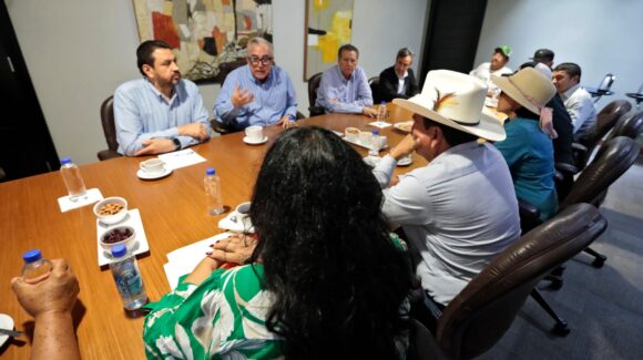 ‘No vamos a dejar de trabajar para mejorar el campo sinaloense’: Rocha tras reunión con productores