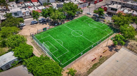 “Que el deporte llegue a más colonias”: Rommel Pacheco entrega cancha rehabilitada en Culiacán