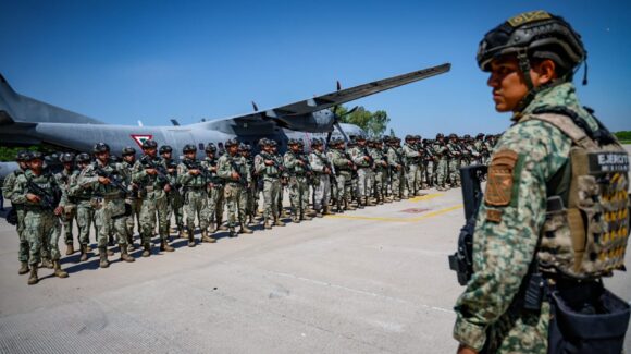 Se suman 150 fusileros paracaidistas del Ejército Mexicano a trabajos de seguridad en Sinaloa