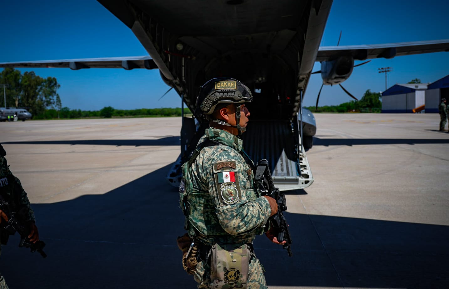 Se suman 150 fusileros paracaidistas del Ejército Mexicano a trabajos de seguridad en Sinaloa