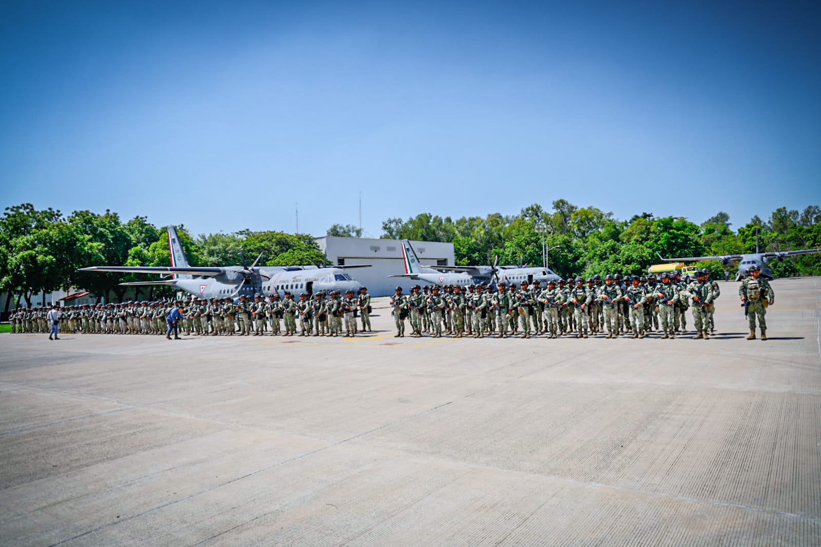 Se suman 150 fusileros paracaidistas del Ejército Mexicano a trabajos de seguridad en Sinaloa
