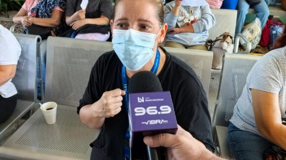 Momentos de tensión vivieron familiares de pacientes del HGC tras el incendio