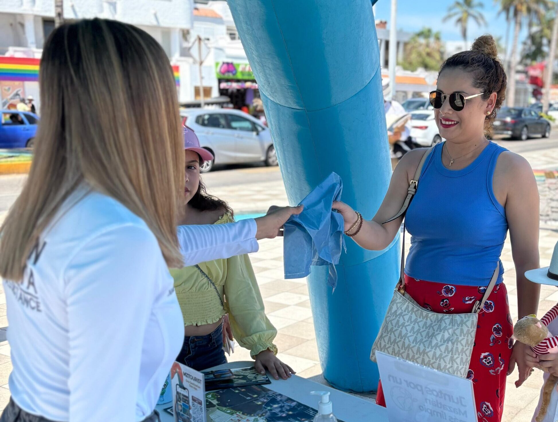 Van más de mil turistas atendidos por Capta en estás vacaciones de verano en Mazatlán
