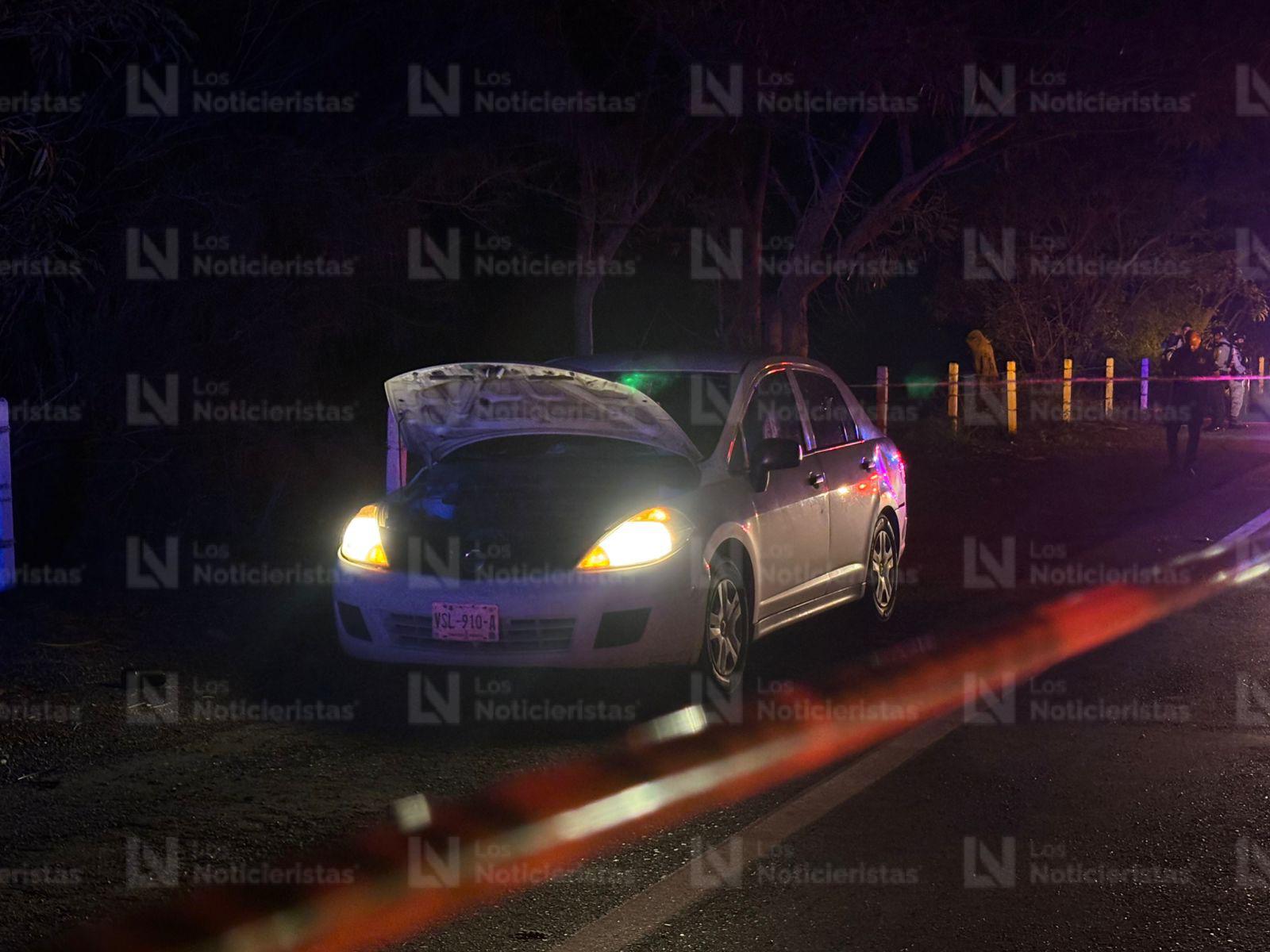 ¡Uno era un conocido contador de Guamúchil! Identifican a dos de los tres cuerpos hallados en un carro por La Costera en Navolato