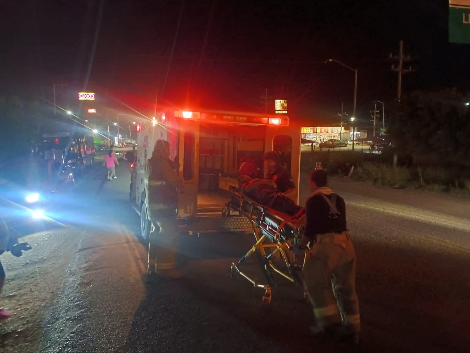 Adulto mayor lesionado tras ser arrollado en Villa Unión, en Mazatlán
