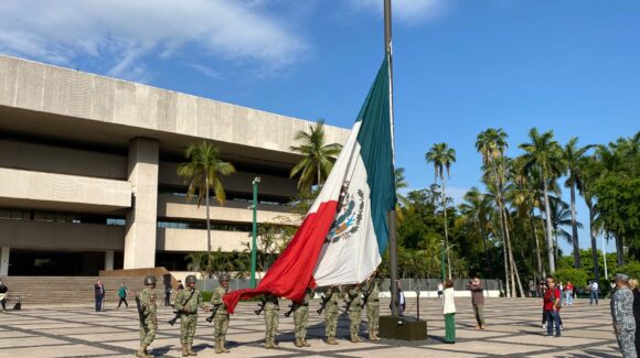 Autoridades civiles y militares conmemoran el 214 aniversario de la muerte de Miguel Hidalgo y Costilla