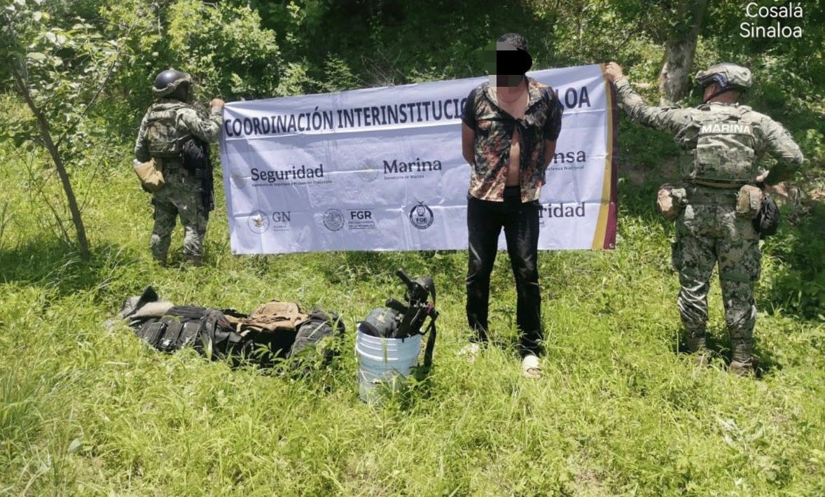 Ejército detiene a un civil y asegura armamento, además de equipo táctico en Cosalá