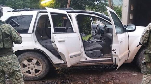 Armas largas, cartuchos y un vehículo fueron asegurados en Culiacán
