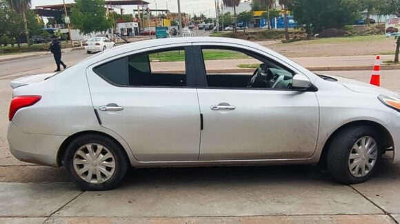 ¡Tenía reporte en Baja California! En Culiacán, aseguran a un civil a bordo de carro robado