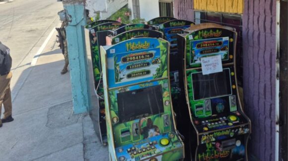 Tras ejecutar órdenes de investigación, aseguran maquinitas tragamonedas en Culiacán