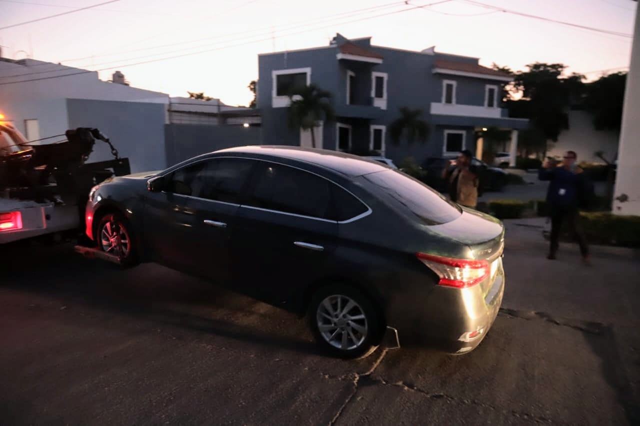 Aseguran vehículo vinculado a la desaparición de 4 mujeres en Mazatlán