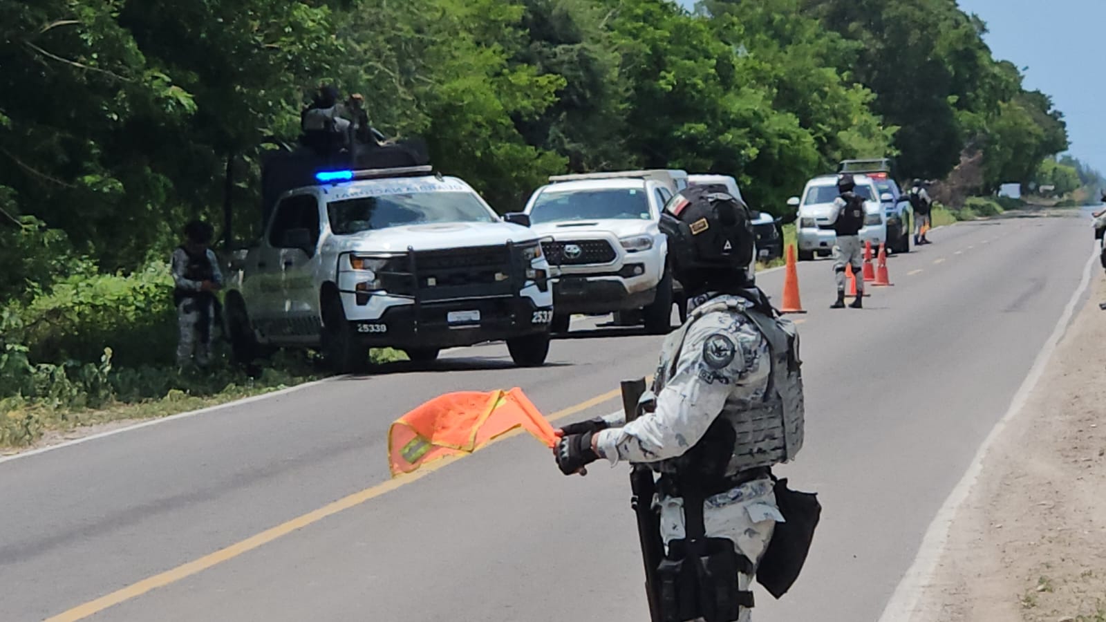 Con las manos atadas con cables eléctricos lo encuentran asesinado en Navolato