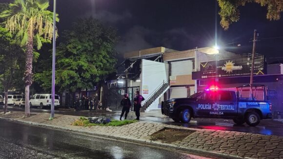 Asesinan a balazos a hombre y mujer dentro de una propiedad en el sector Centro de Culiacán