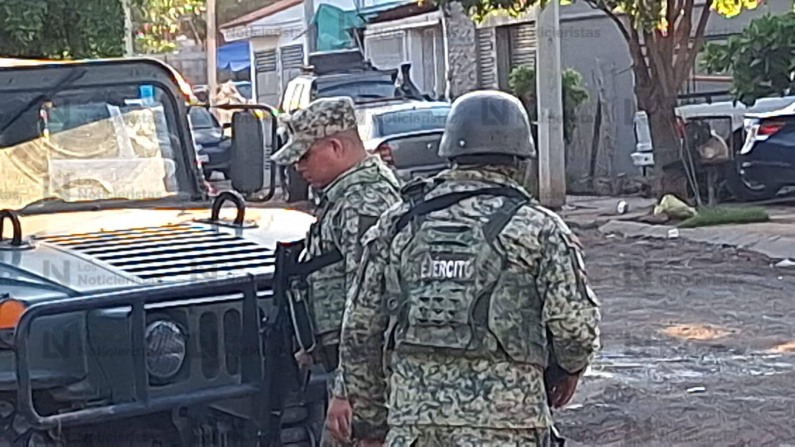 Atacan a balazos a hombre mientras fumaba en Rincón del Parque, Culiacán