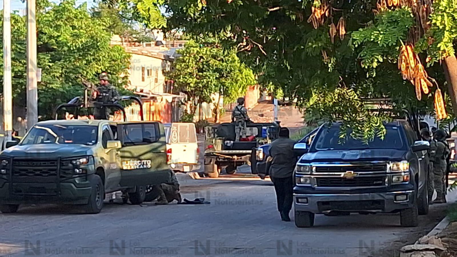 Atacan a balazos a hombre mientras fumaba en Rincón del Parque, Culiacán