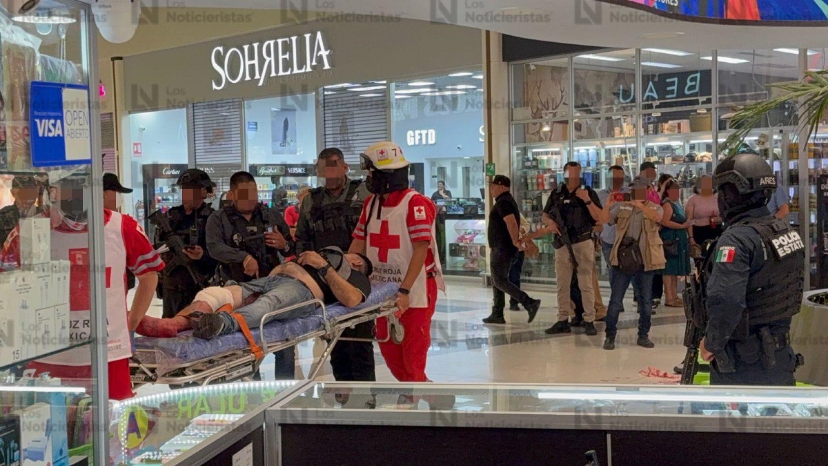 Un hombre 'levantado' y un herido de bala deja atentado en conocida plaza al norte de Culiacán