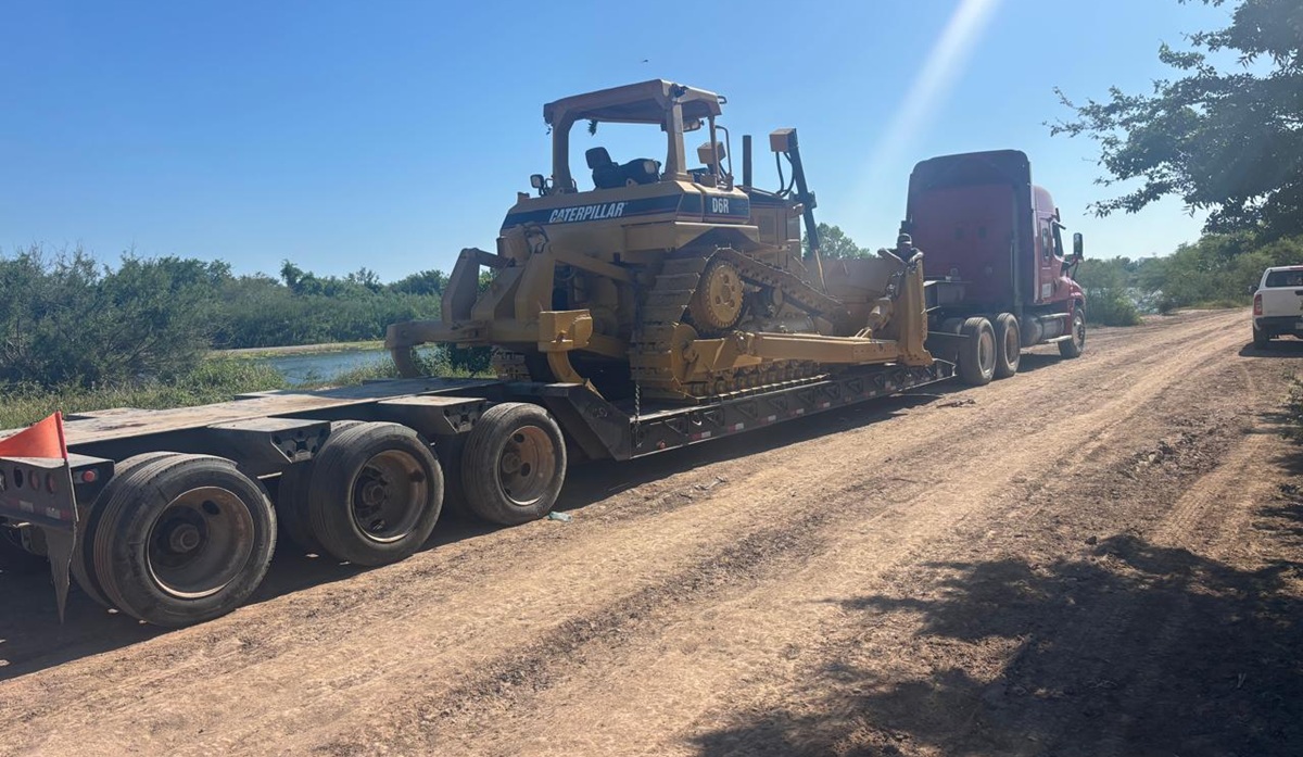 Avanza desazolve del río Presidio en el sur de Sinaloa
