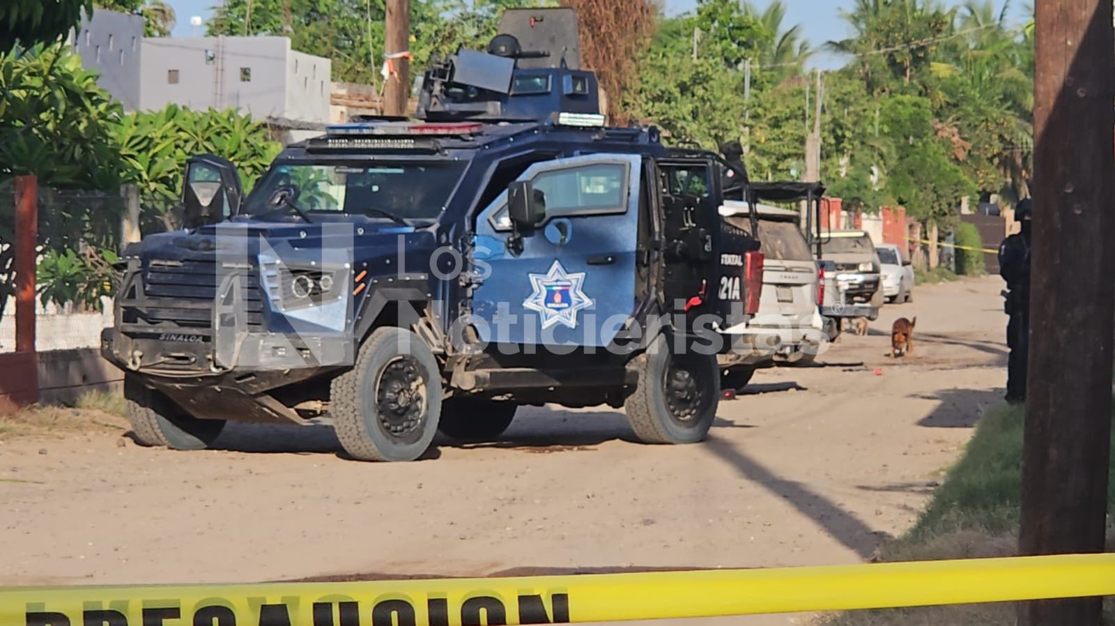 Se registra fuerte enfrentamiento entre un grupo armado y policías estatales en Yebavito, Navolato; hay al menos un muerto