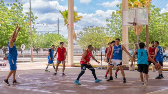 Equipo Eventisimo sigue invicto en el Basquetbol La Campiña en Culiacán
