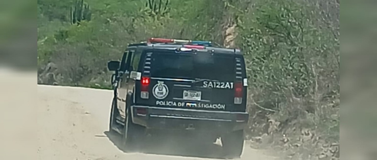 Localizan una persona sin vida y calcinada en la cajuela de un vehículo en El Fuerte