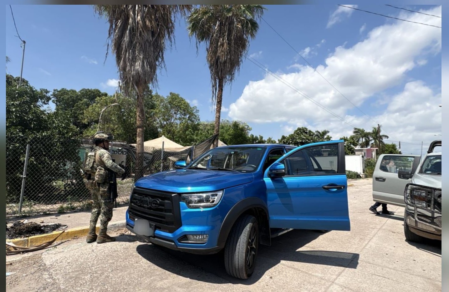 Detienen a cuatro en Balbuena, Navolato; traían fusil M15, cartuchos y marihuana