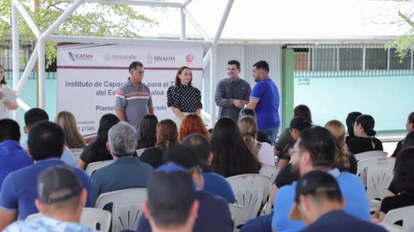 Icatsin clausura cursos sabatinos y matutinos en el Plantel Guamúchil, con la entrega de 144 constancias