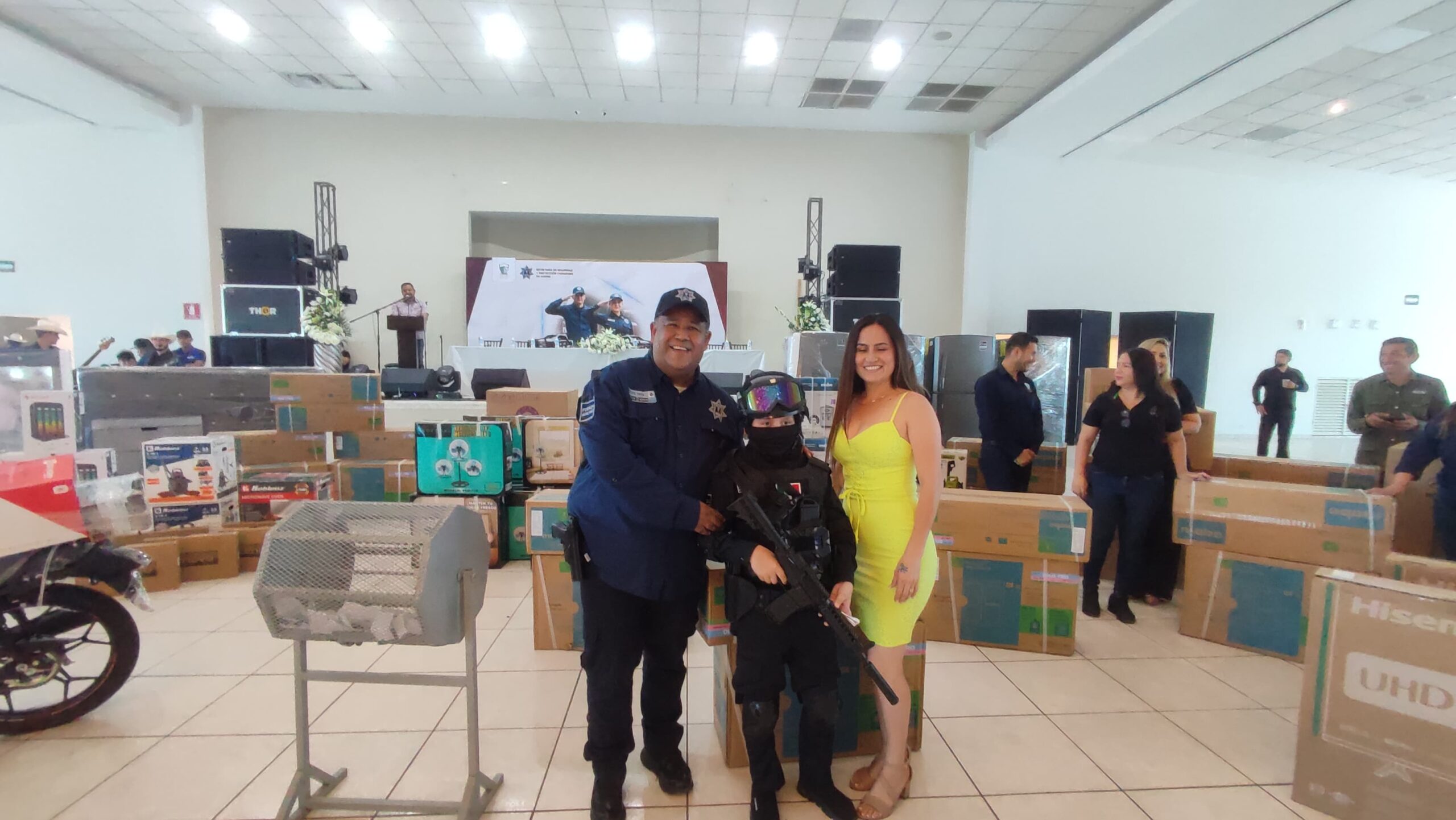 Celebran en Ahome a policías municipales